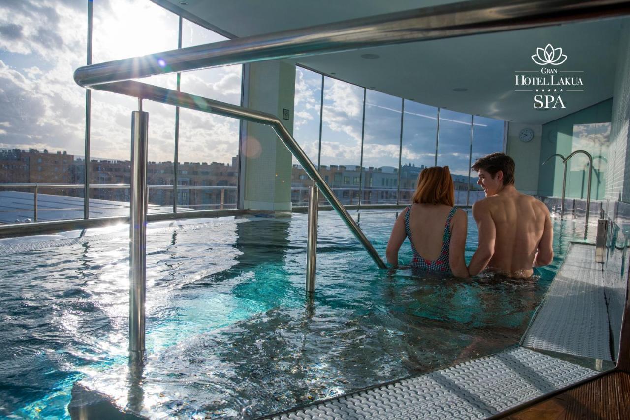 Gran Hotel Lakua Vitoria-Gasteiz Exteriér fotografie Spa at Hotel Lake