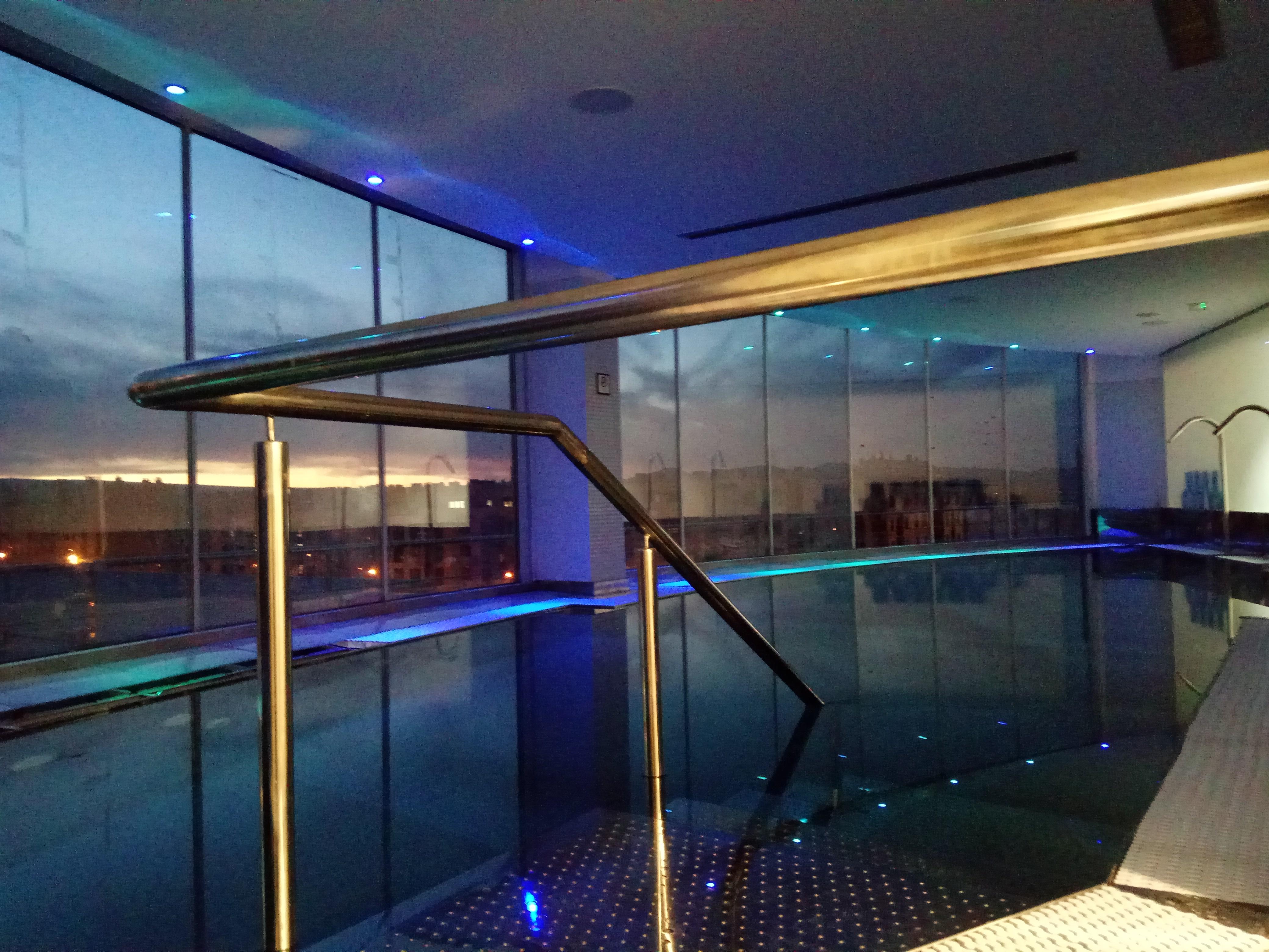 Gran Hotel Lakua Vitoria-Gasteiz Exteriér fotografie The Sky Bar