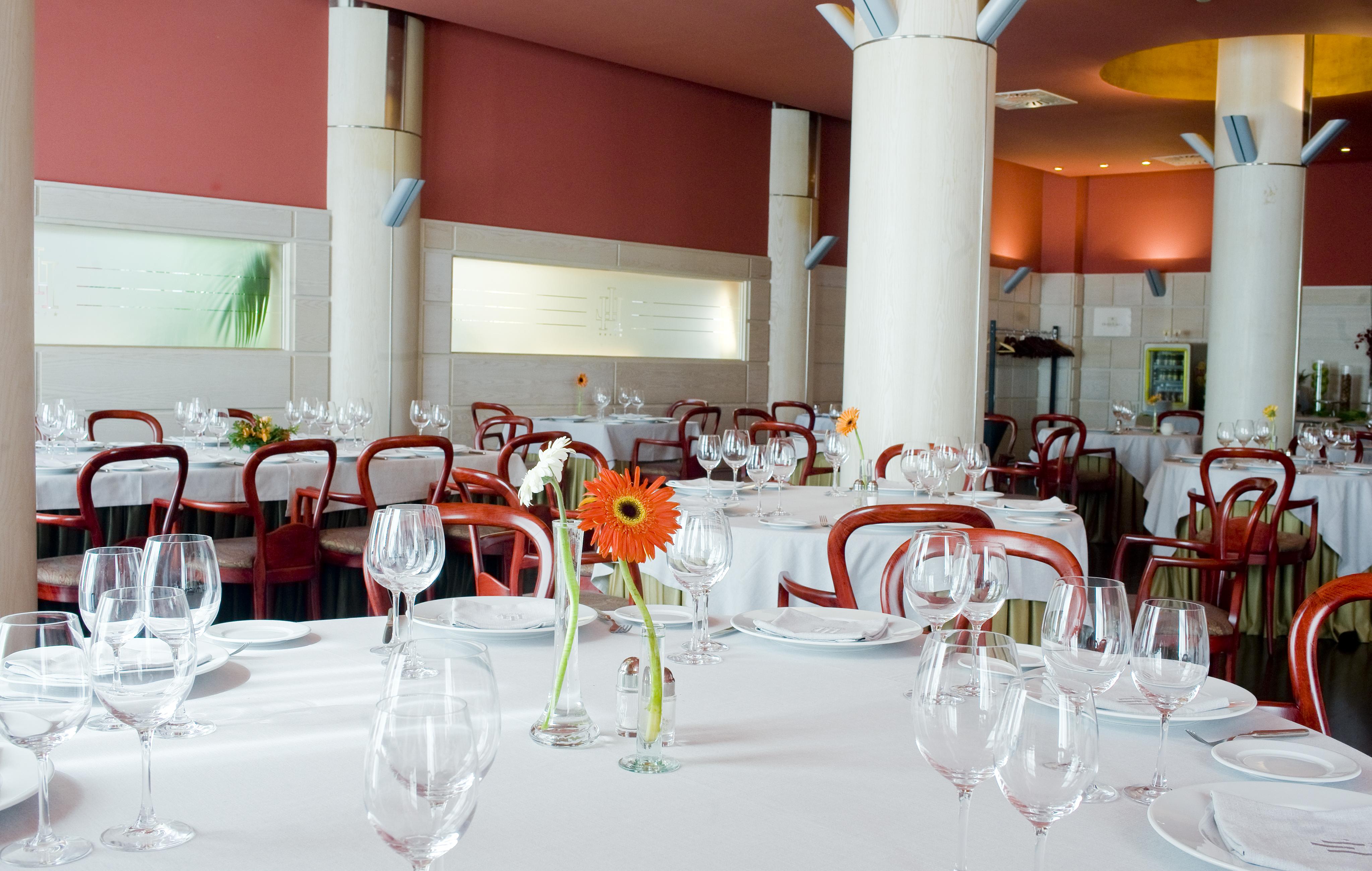 Gran Hotel Lakua Vitoria-Gasteiz Exteriér fotografie Restaurant